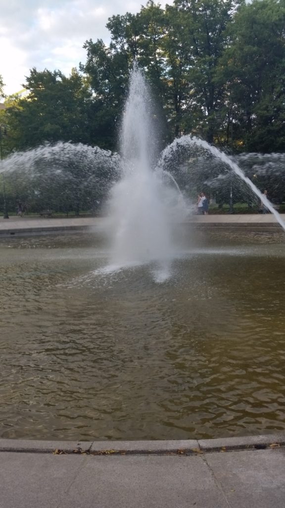 Spacer po Warszawie od fontanna do fontanny